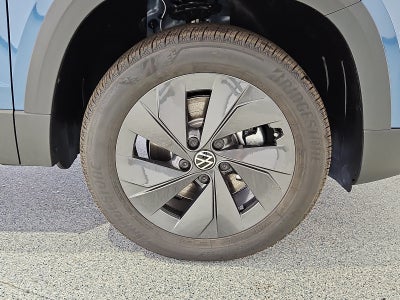 2026 Volkswagen Taos S