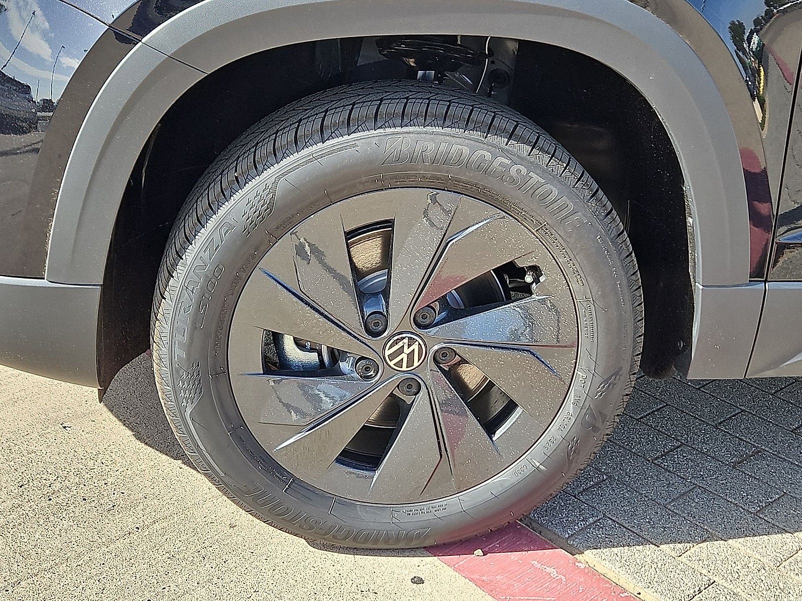 2027 Volkswagen Taos S