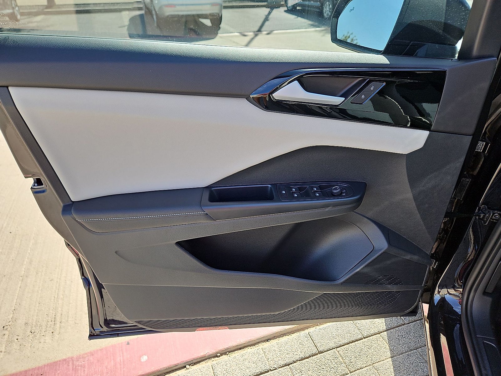 2027 Volkswagen Taos S