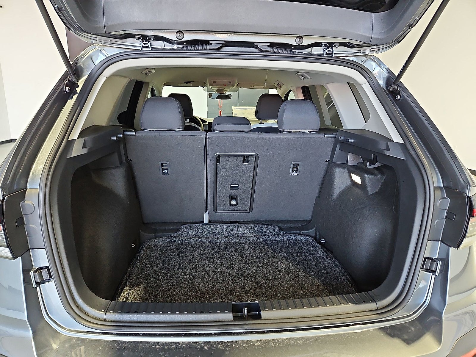 2027 Volkswagen Taos S