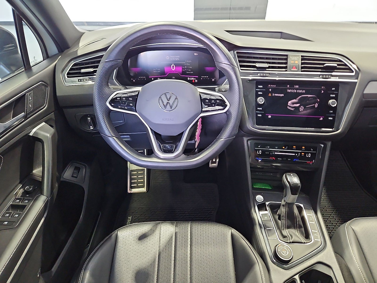 2024 Volkswagen Tiguan 2.0T SE R-Line Black