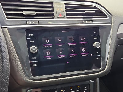 2024 Volkswagen Tiguan 2.0T SE R-Line Black