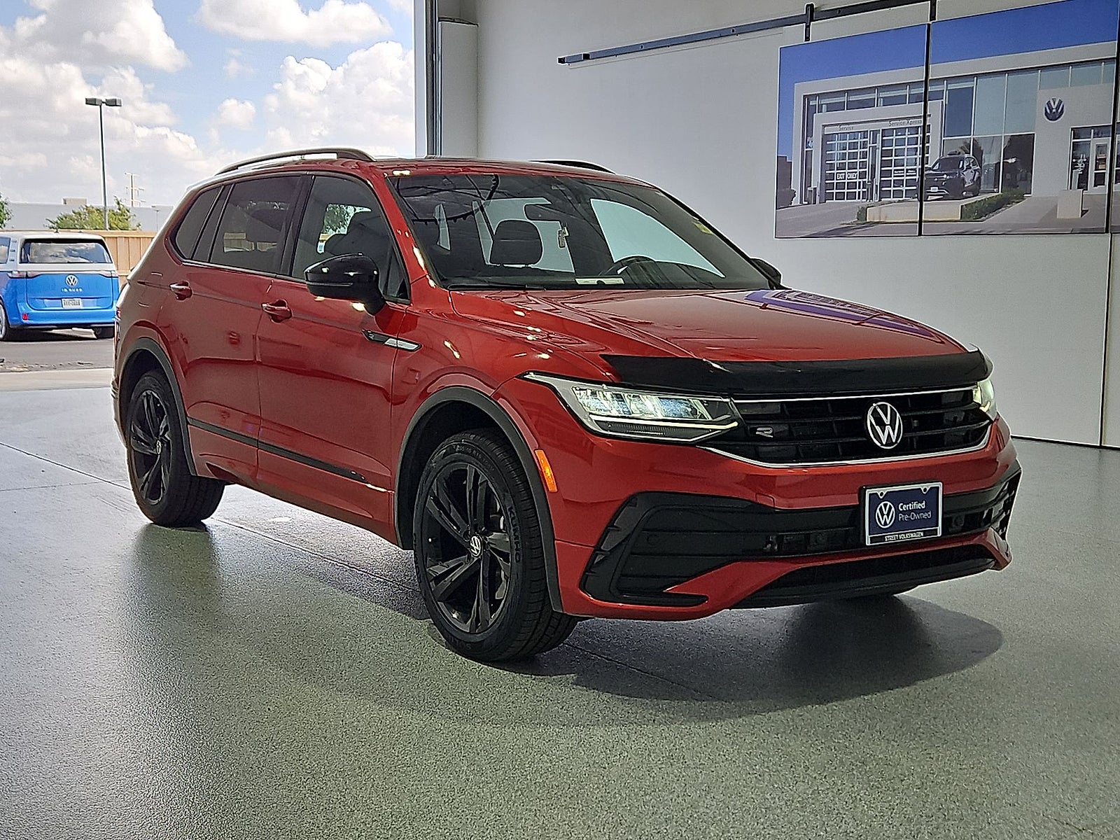 2024 Volkswagen Tiguan 2.0T SE R-Line Black