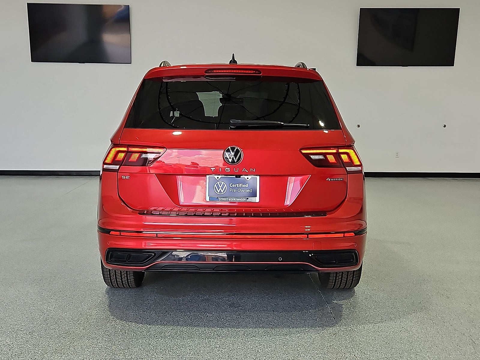 2024 Volkswagen Tiguan 2.0T SE R-Line Black