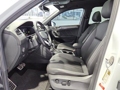 2023 Volkswagen Tiguan 2.0T SE R-Line Black