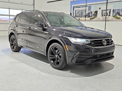 2023 Volkswagen Tiguan 2.0T SE R-Line Black
