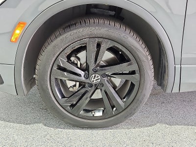 2023 Volkswagen Tiguan 2.0T SE R-Line Black