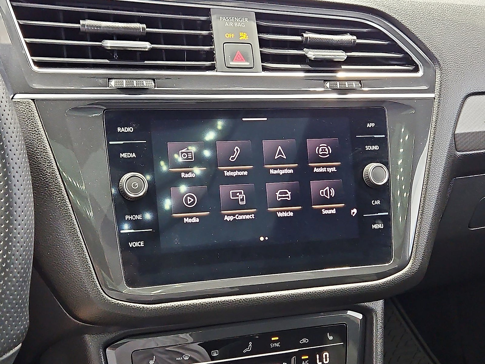 2023 Volkswagen Tiguan 2.0T SE R-Line Black