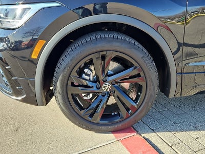 2023 Volkswagen Tiguan 2.0T SE R-Line Black