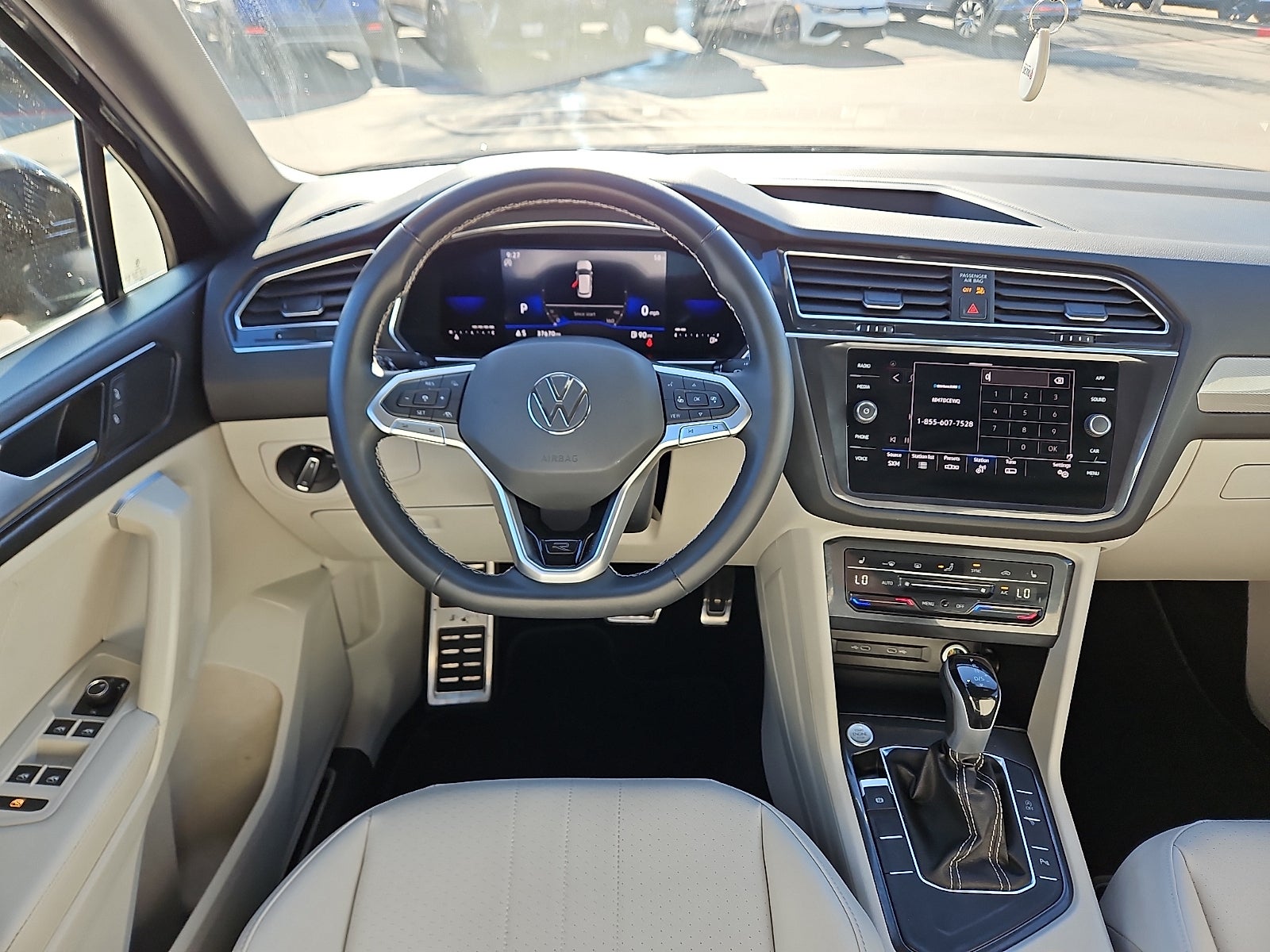 2023 Volkswagen Tiguan 2.0T SE R-Line Black