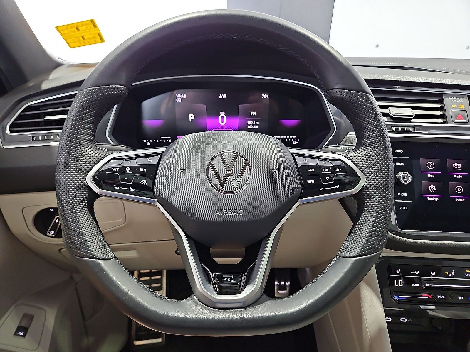 2024 Volkswagen Tiguan 2.0T SE R-Line Black