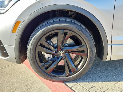 2023 Volkswagen Tiguan 2.0T SE R-Line Black