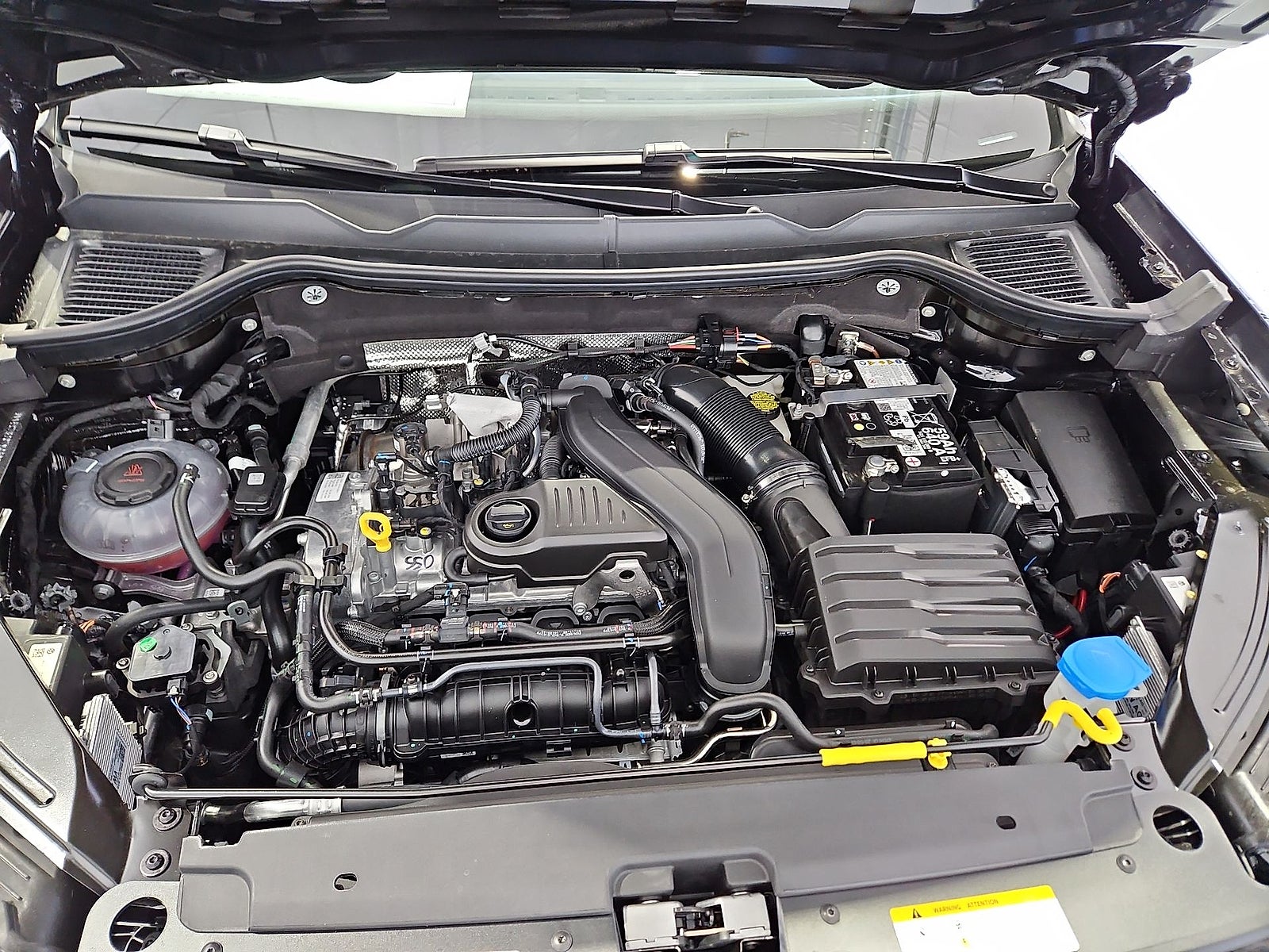 2026 Volkswagen Taos SE