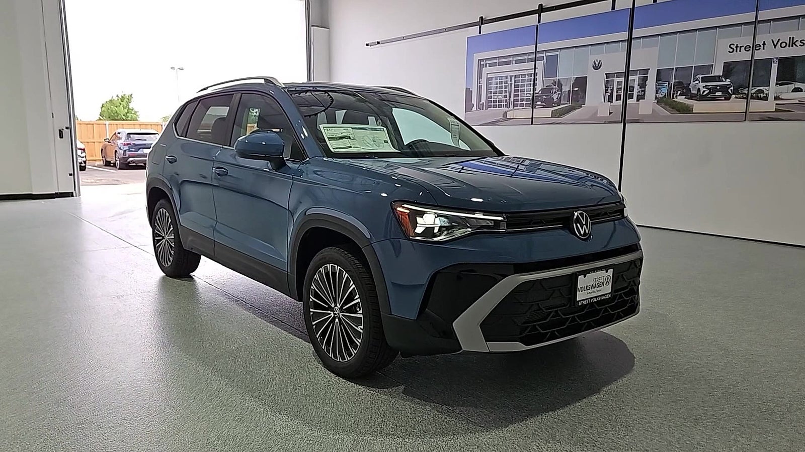 2026 Volkswagen Taos SE