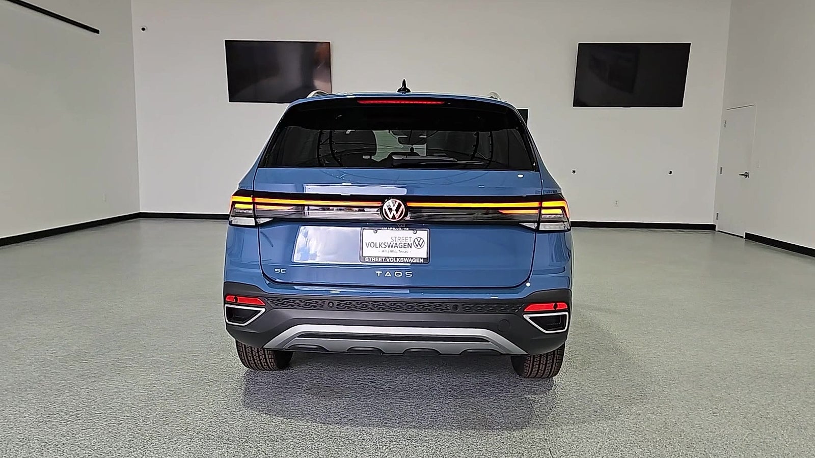 2026 Volkswagen Taos SE
