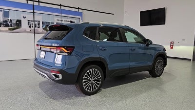 2026 Volkswagen Taos SE
