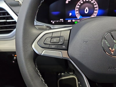 2026 Volkswagen Taos SE