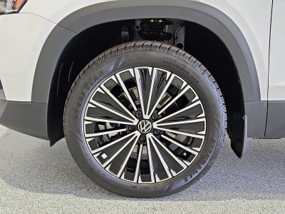 2026 Volkswagen Taos SE