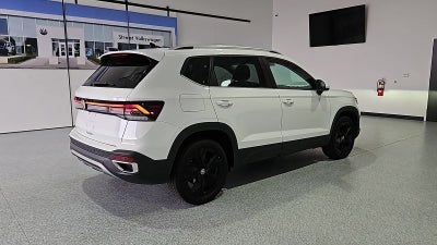 2025 Volkswagen Taos 1.5T SE