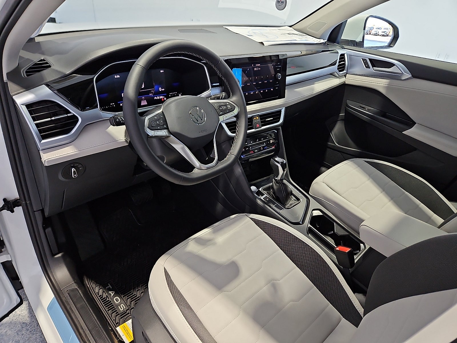 2026 Volkswagen Taos 1.5T SE