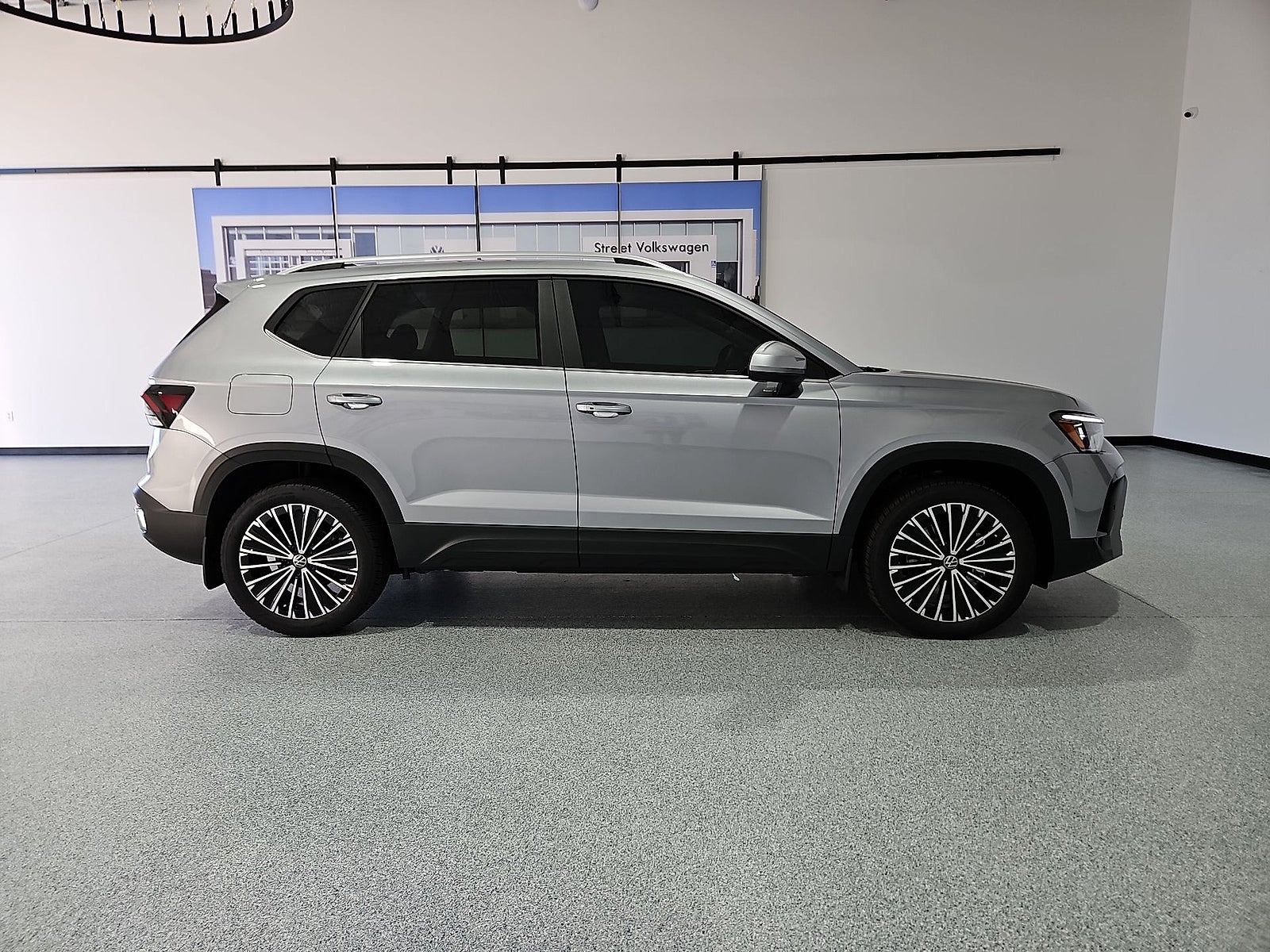 2026 Volkswagen Taos SE