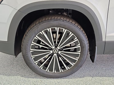 2026 Volkswagen Taos SE