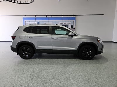 2026 Volkswagen Taos SE