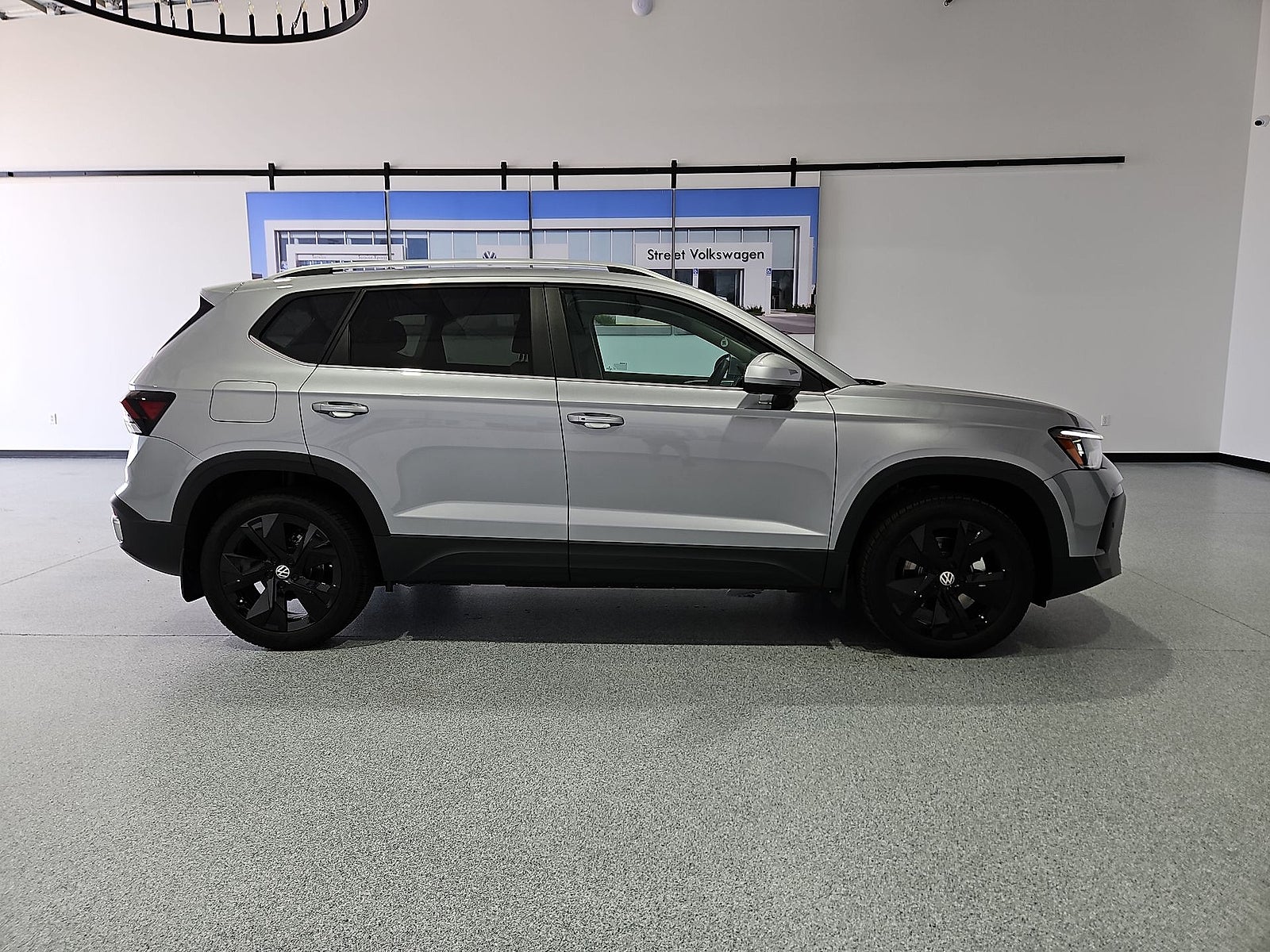 2026 Volkswagen Taos SE