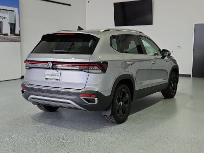 2026 Volkswagen Taos SE