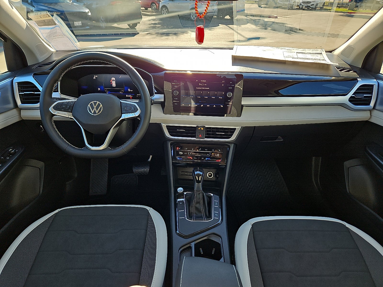 2026 Volkswagen Taos 1.5T SE