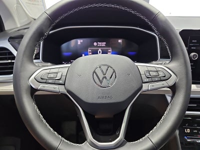 2026 Volkswagen Taos SE