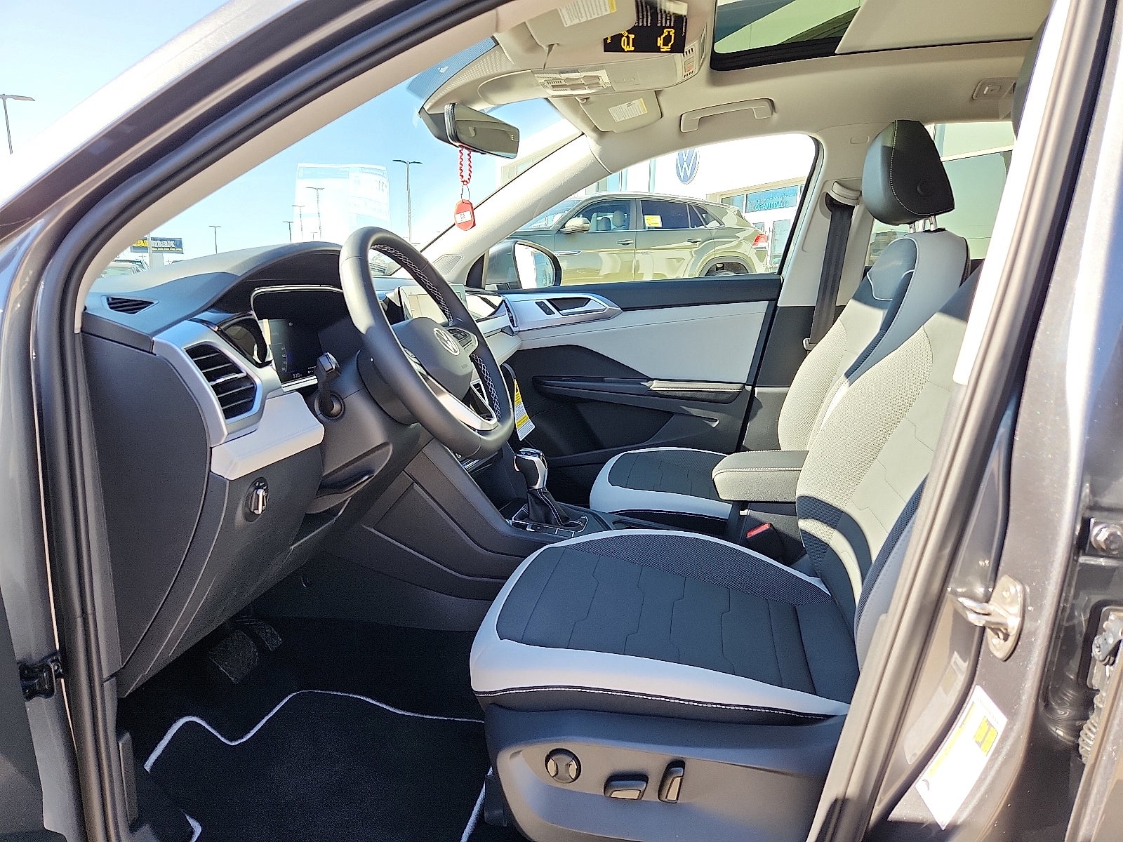 2026 Volkswagen Taos 1.5T SE