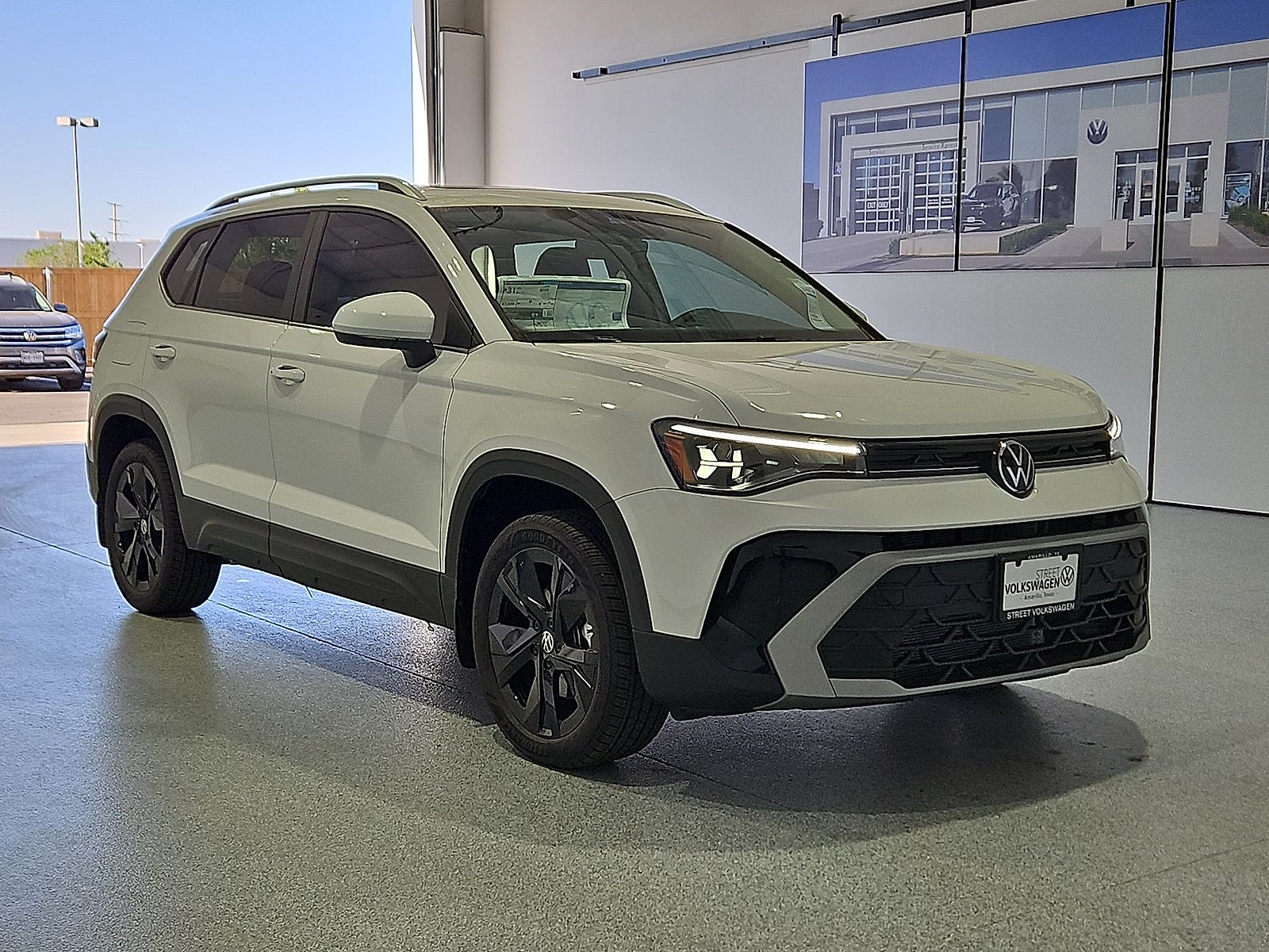 2026 Volkswagen Taos SE