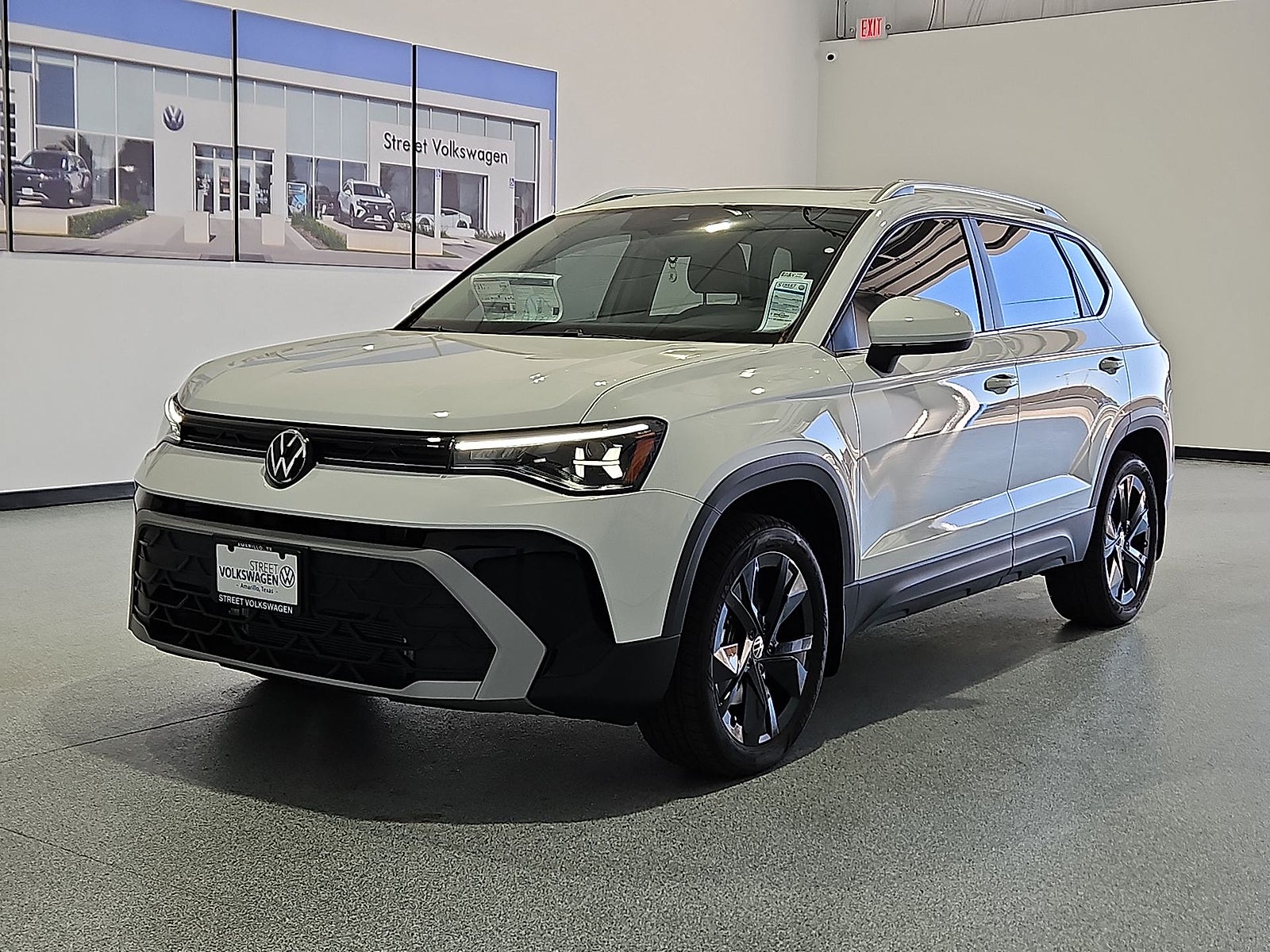 2026 Volkswagen Taos SE