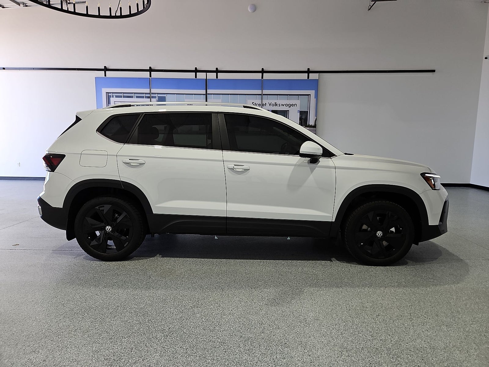 2026 Volkswagen Taos SE