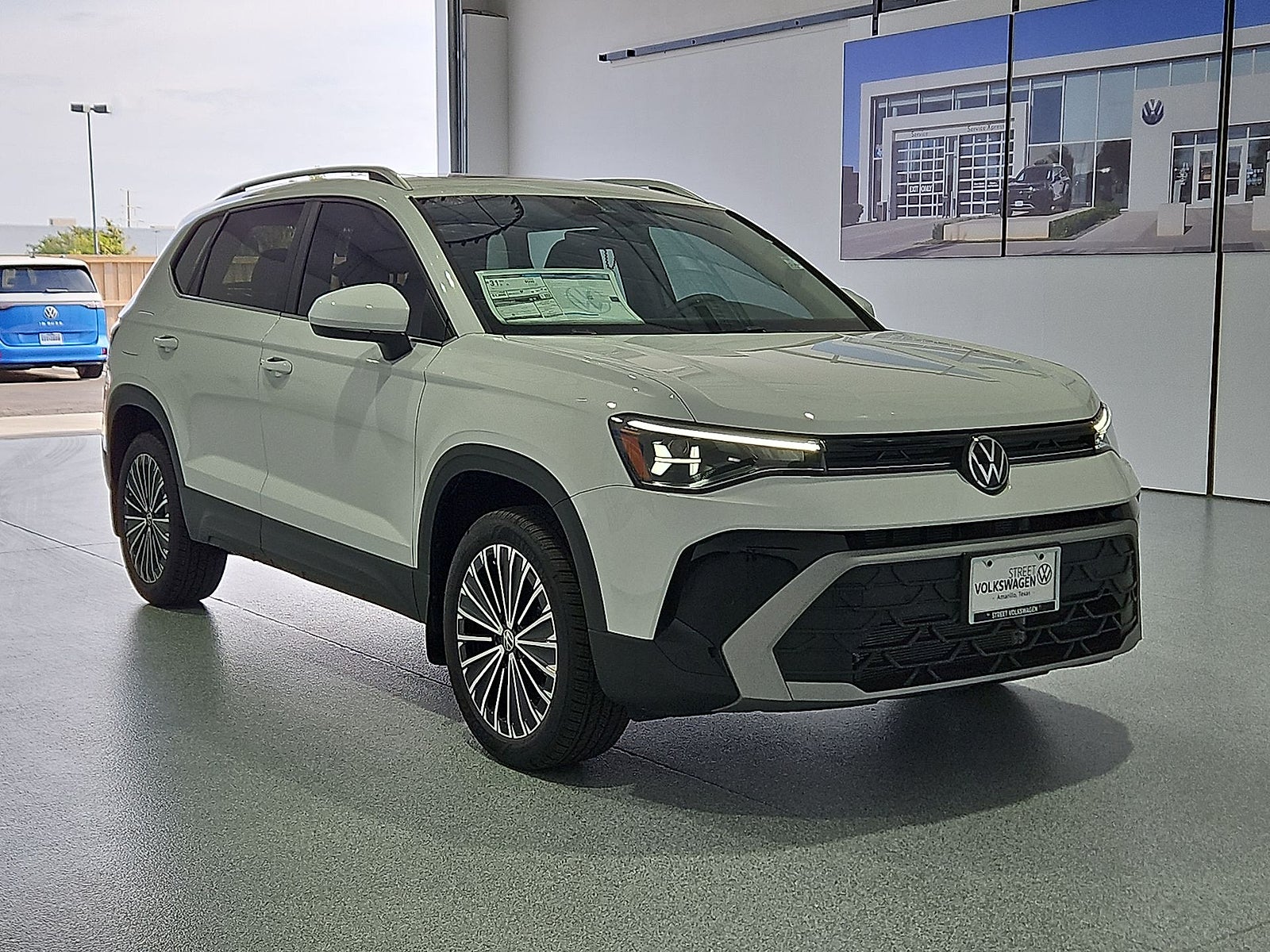 2026 Volkswagen Taos SE