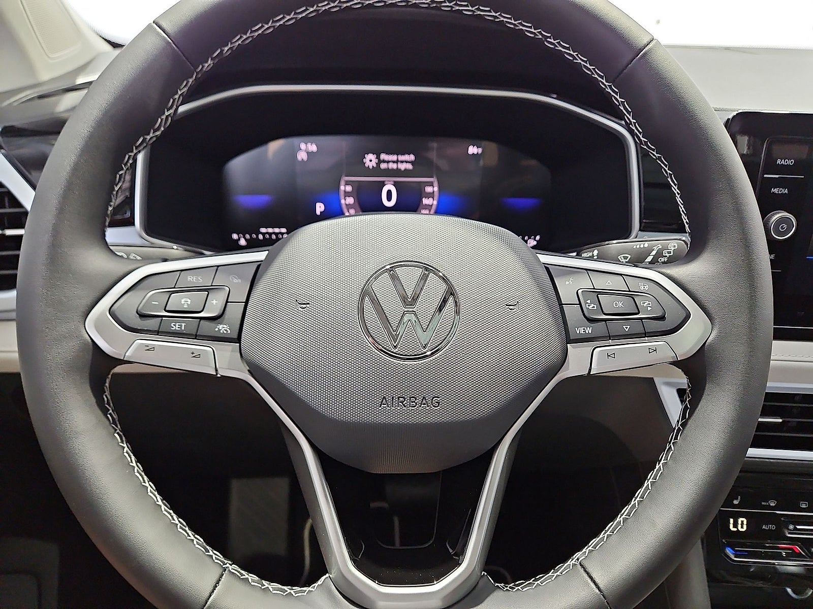 2026 Volkswagen Taos SE
