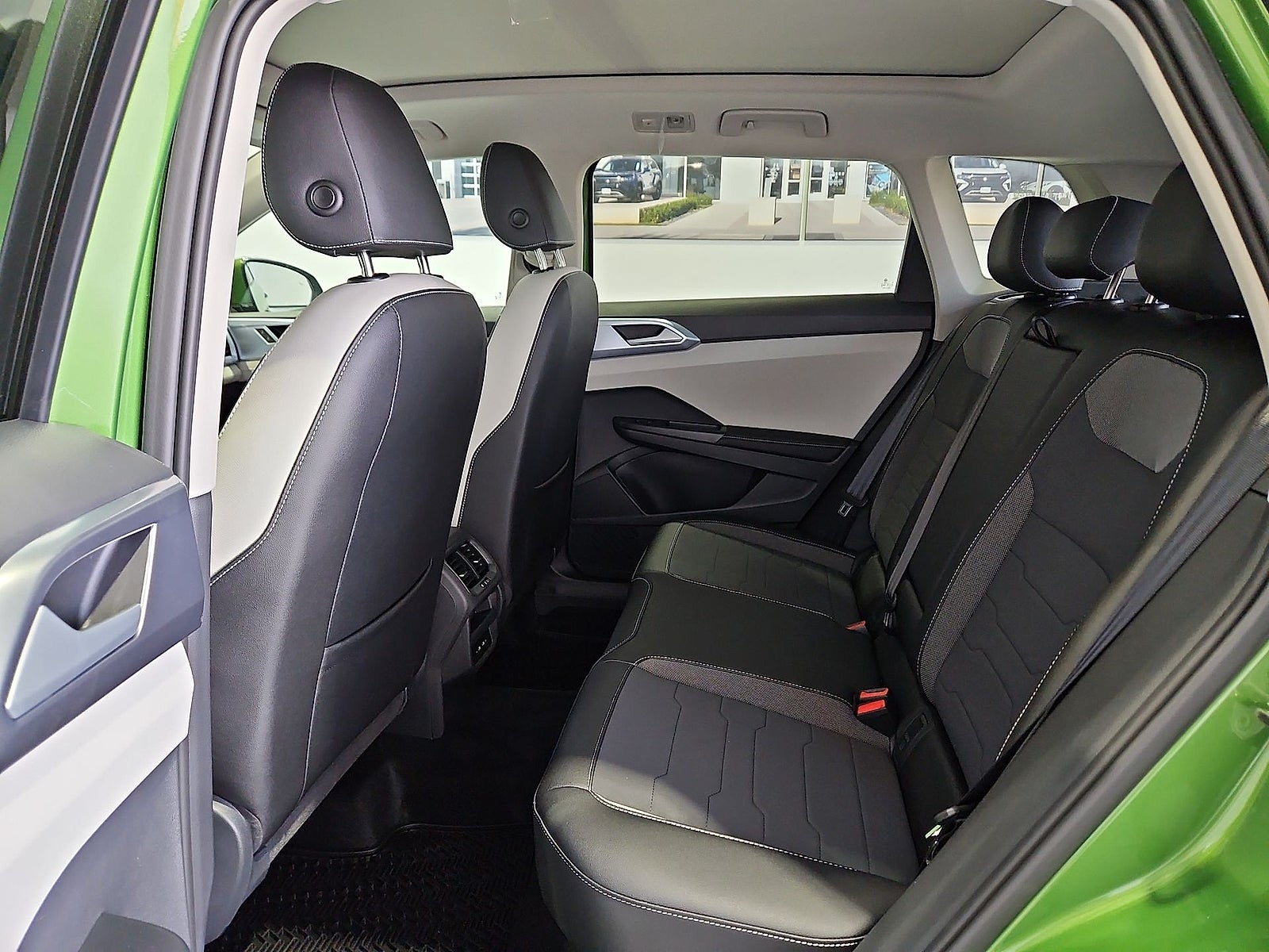 2027 Volkswagen Taos SE