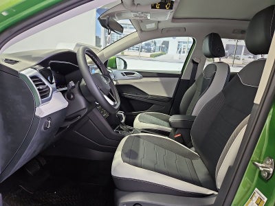 2027 Volkswagen Taos SE