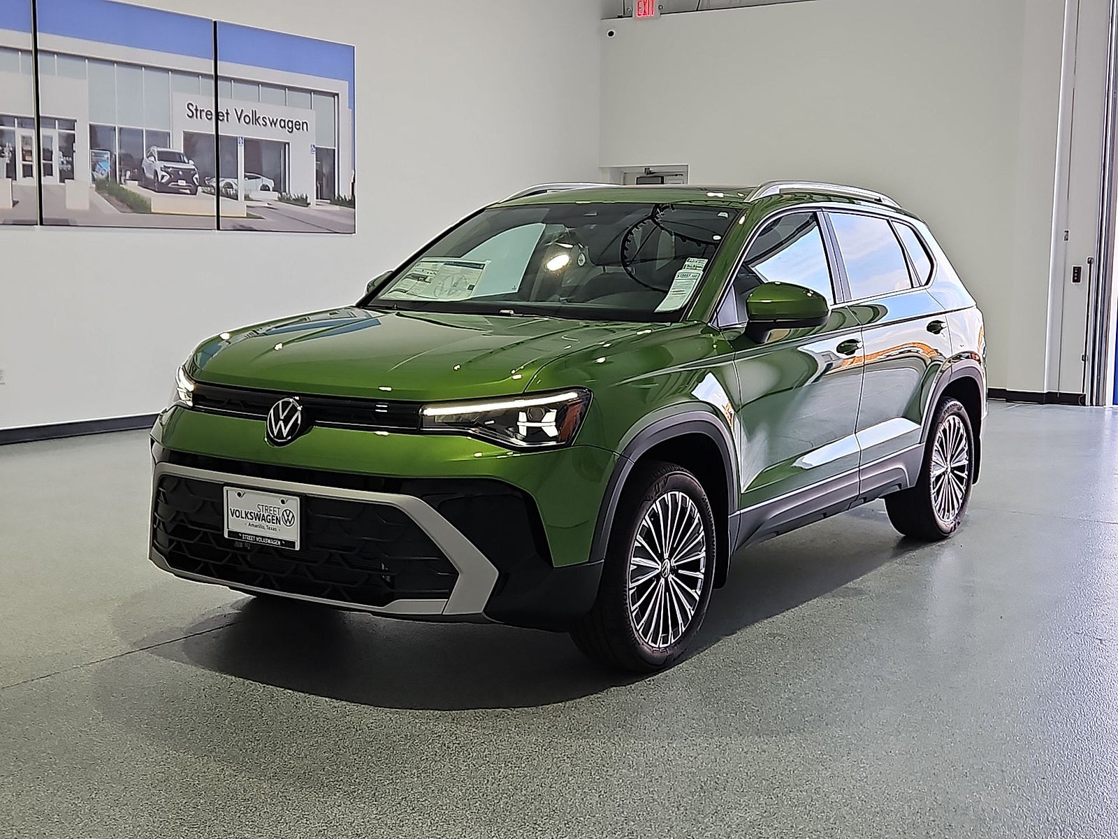 2027 Volkswagen Taos SE