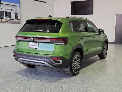 2027 Volkswagen Taos SE