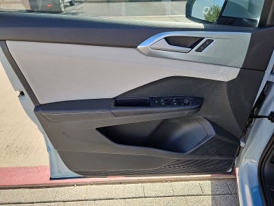 2027 Volkswagen Taos SE