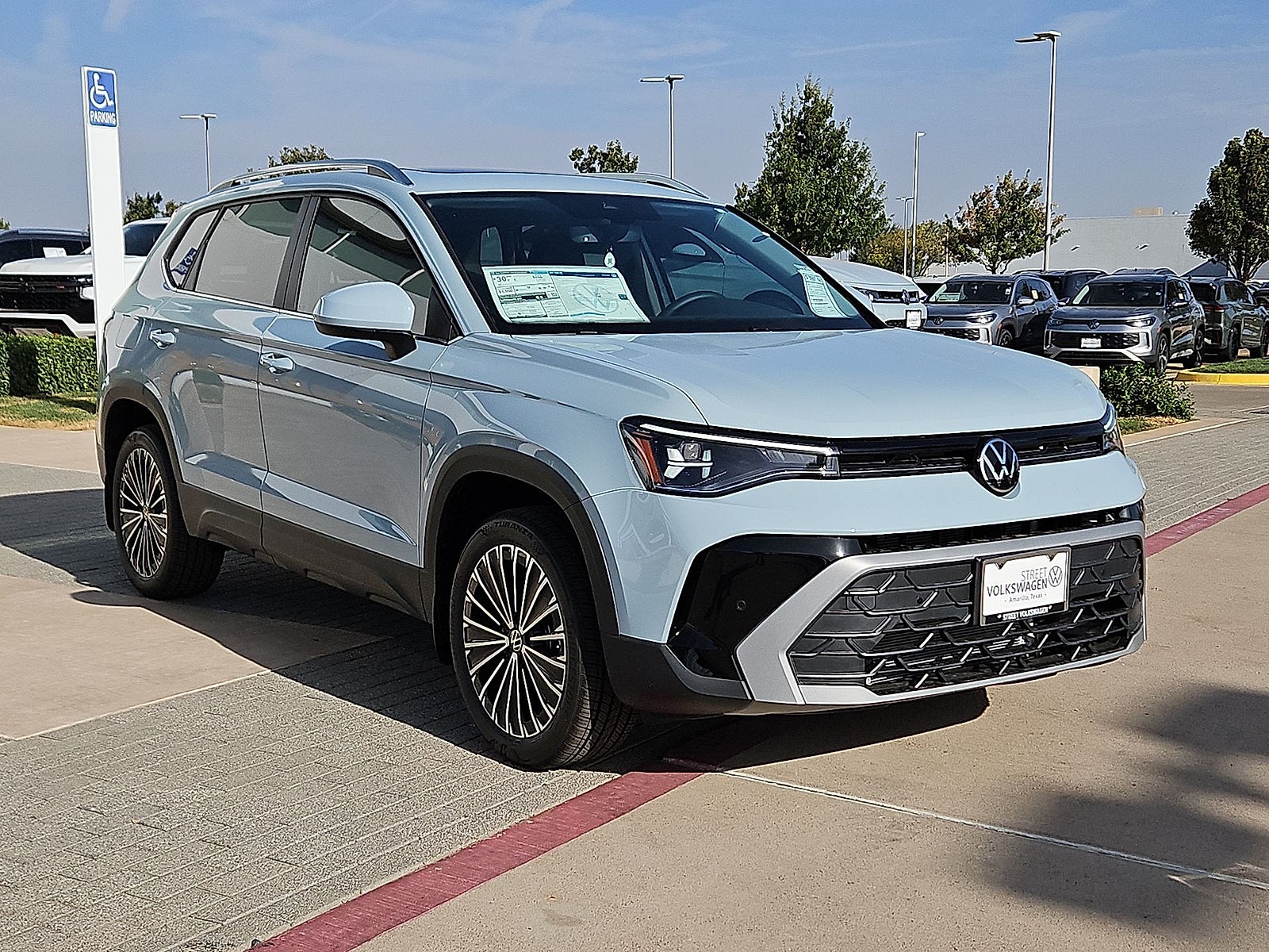 2027 Volkswagen Taos SE