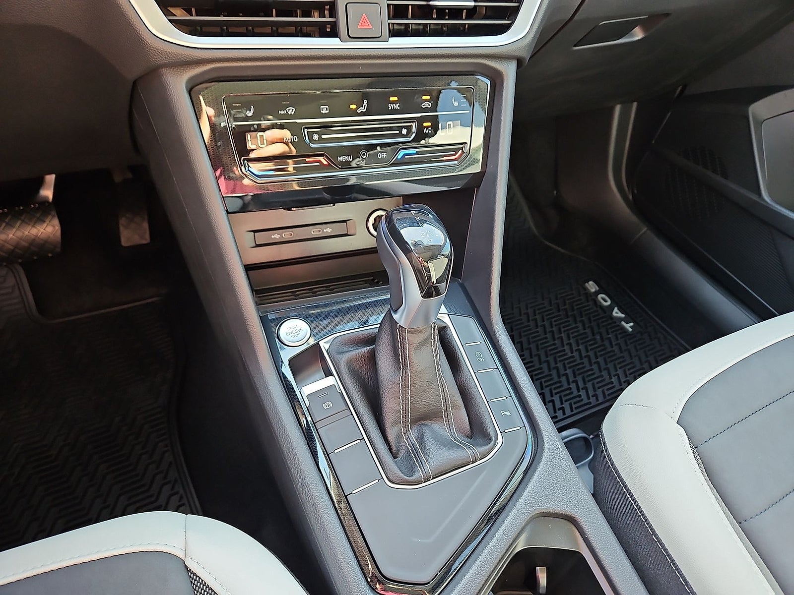 2027 Volkswagen Taos SE