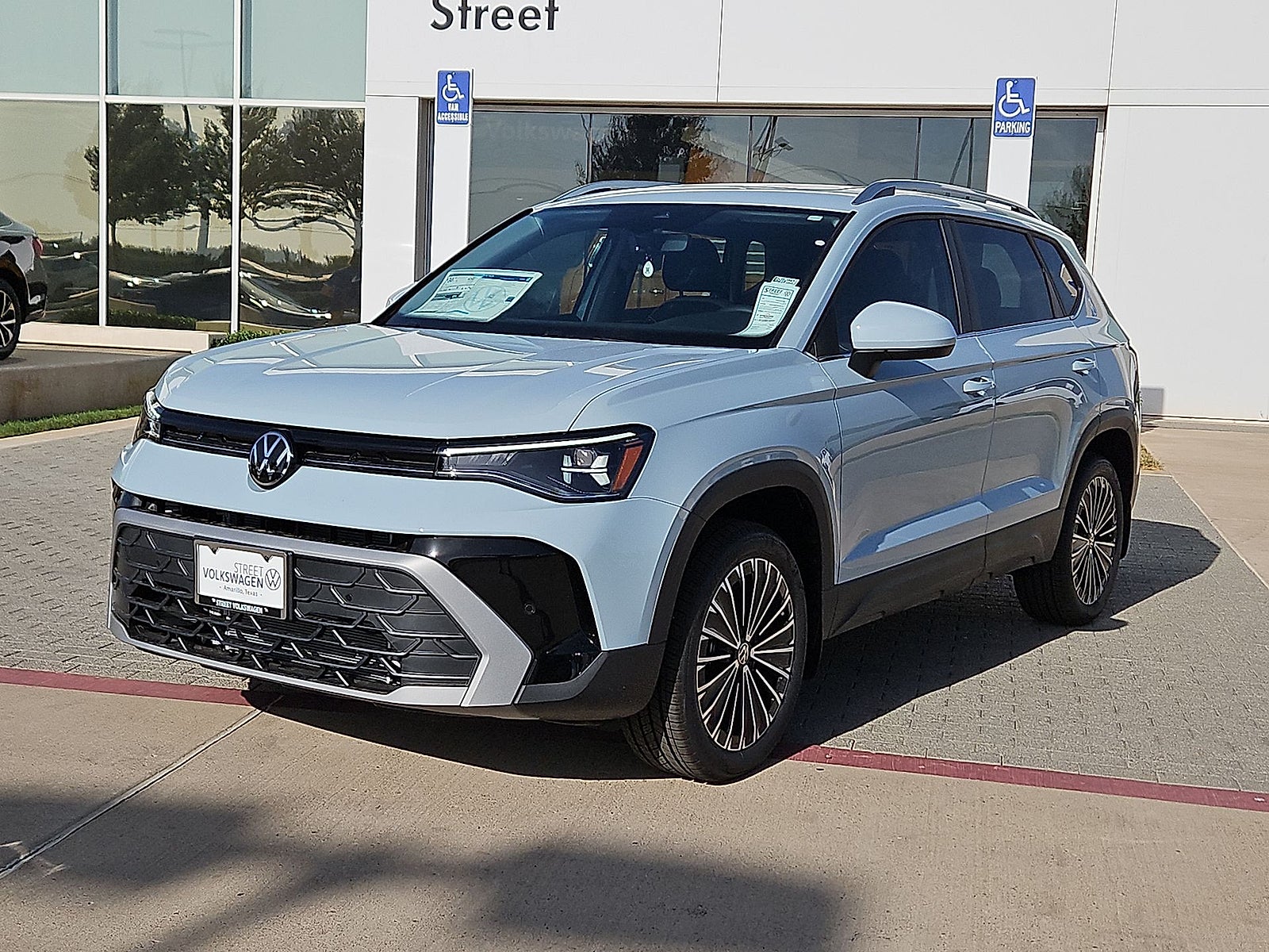 2027 Volkswagen Taos SE