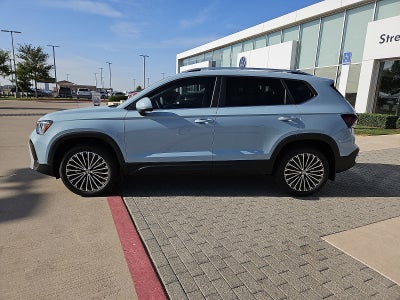2027 Volkswagen Taos SE