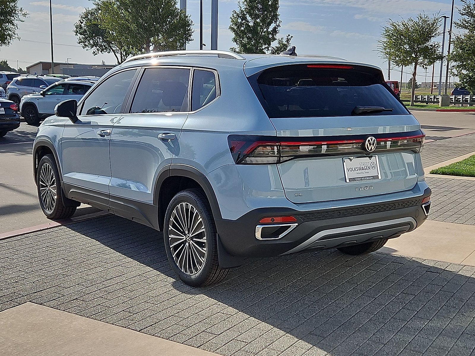 2027 Volkswagen Taos SE