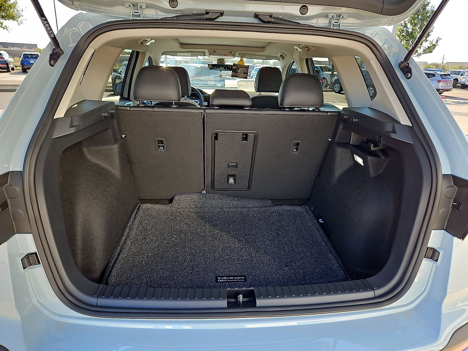 2027 Volkswagen Taos SE