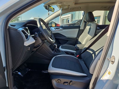 2027 Volkswagen Taos SE
