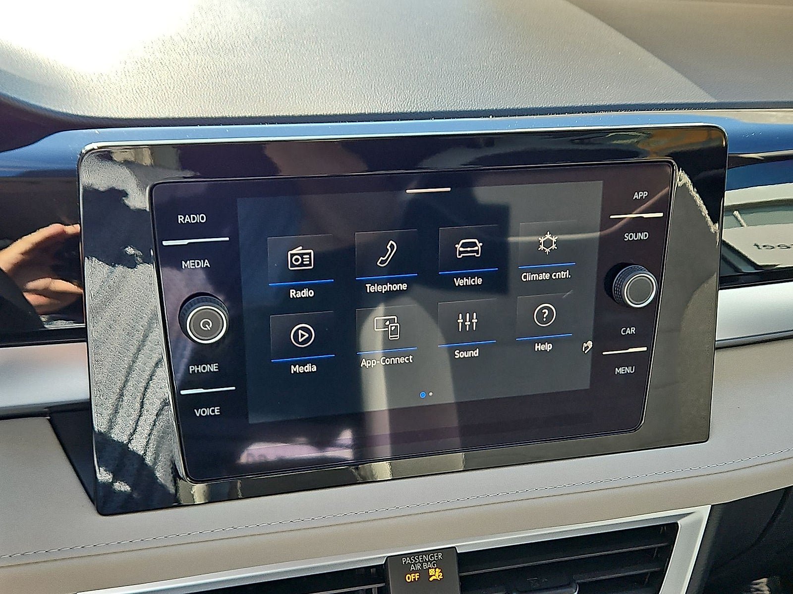 2027 Volkswagen Taos SE